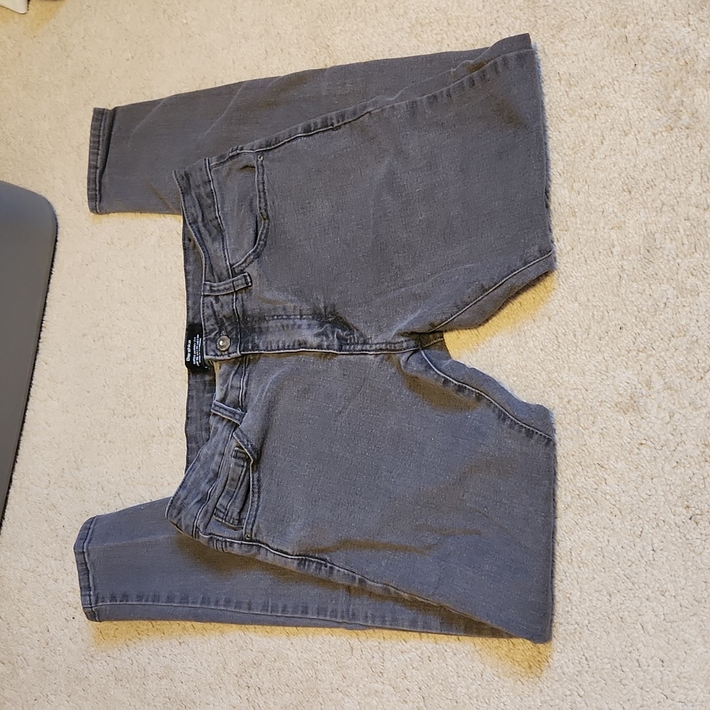 Size 30 Bershka skinny jeans